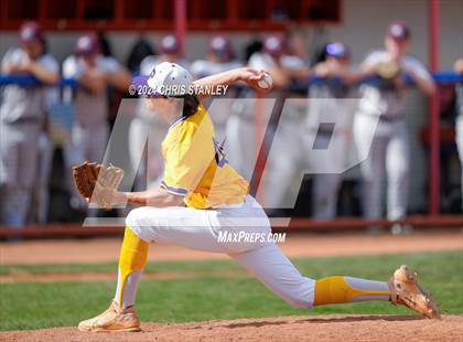 Thumbnail 2 in Desert Heights Prep vs. Payson photogallery.