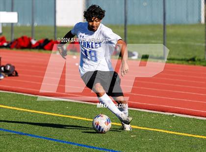 Thumbnail 2 in Hinkley @ Smoky Hill photogallery.