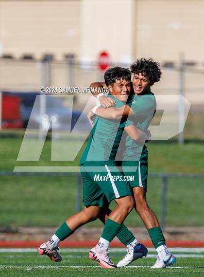 Thumbnail 1 in Hinkley @ Smoky Hill photogallery.