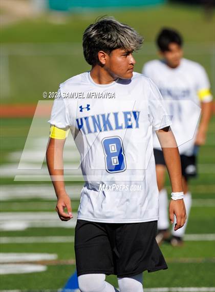 Thumbnail 1 in Hinkley @ Smoky Hill photogallery.
