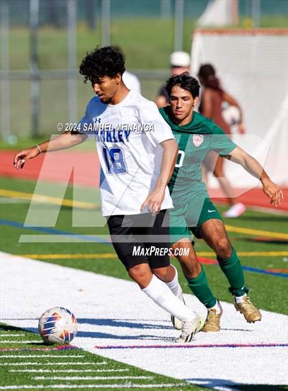 Thumbnail 2 in Hinkley @ Smoky Hill photogallery.