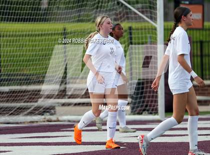 Thumbnail 2 in Red Oak @ Longview (UIL 5A Area Playoff) photogallery.