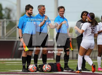 Thumbnail 1 in Red Oak @ Longview (UIL 5A Area Playoff) photogallery.