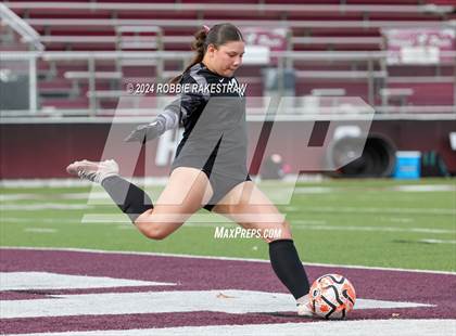 Thumbnail 1 in Red Oak @ Longview (UIL 5A Area Playoff) photogallery.