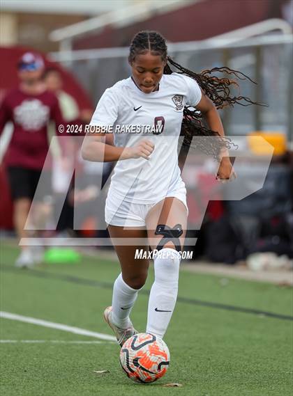 Thumbnail 1 in Red Oak @ Longview (UIL 5A Area Playoff) photogallery.