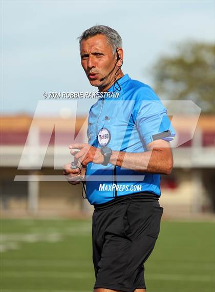 Thumbnail 2 in Red Oak @ Longview (UIL 5A Area Playoff) photogallery.