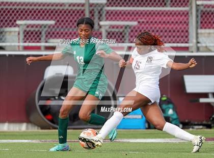 Thumbnail 3 in Red Oak @ Longview (UIL 5A Area Playoff) photogallery.