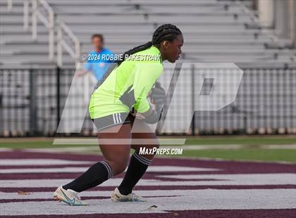 Thumbnail 2 in Red Oak @ Longview (UIL 5A Area Playoff) photogallery.