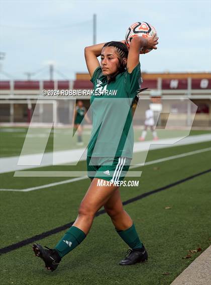 Thumbnail 1 in Red Oak @ Longview (UIL 5A Area Playoff) photogallery.
