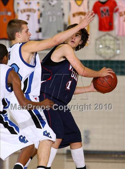 Thumbnail 2 in Cathedral City vs. Viewpoint (Desert Heat Invitational) photogallery.