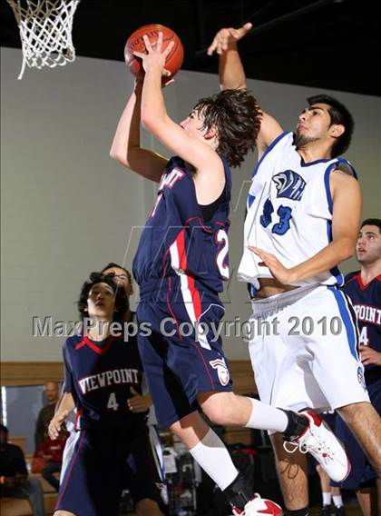 Thumbnail 3 in Cathedral City vs. Viewpoint (Desert Heat Invitational) photogallery.
