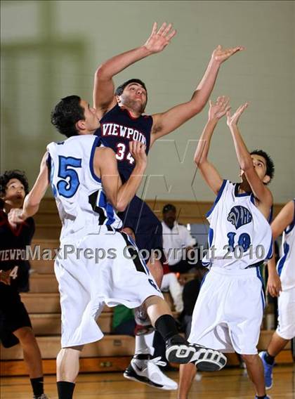 Thumbnail 3 in Cathedral City vs. Viewpoint (Desert Heat Invitational) photogallery.