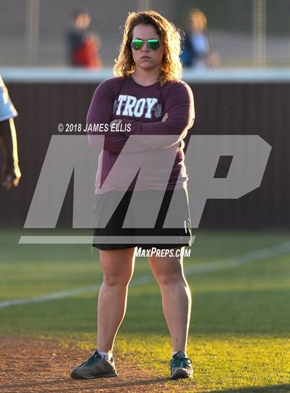 Thumbnail 2 in Troy vs. Groesbeck photogallery.