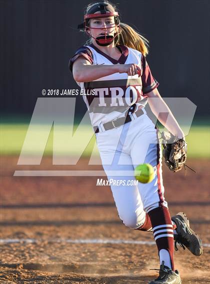 Thumbnail 1 in Troy vs. Groesbeck photogallery.