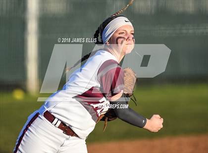 Thumbnail 2 in Troy vs. Groesbeck photogallery.