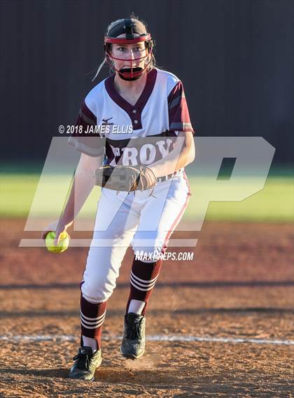 Thumbnail 1 in Troy vs. Groesbeck photogallery.