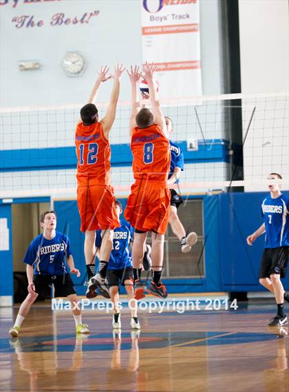 Thumbnail 1 in Oneida vs Ichabod Crane NYSPHSAA Class B Championship photogallery.