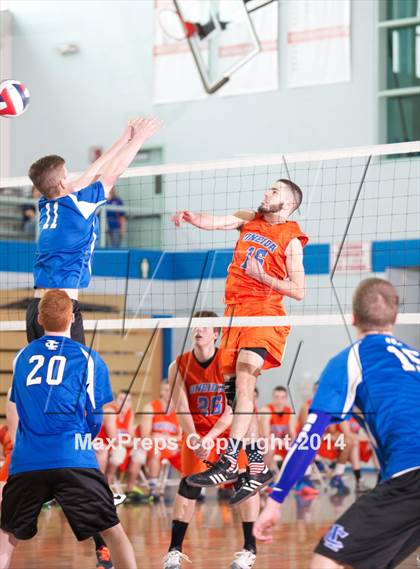 Thumbnail 1 in Oneida vs Ichabod Crane NYSPHSAA Class B Championship photogallery.