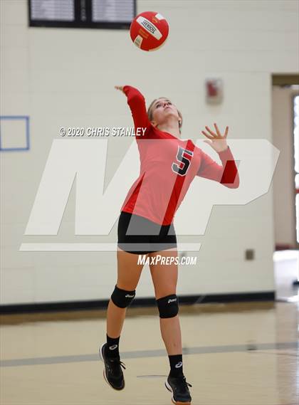 Thumbnail 3 in JV: Combs @ Dysart photogallery.