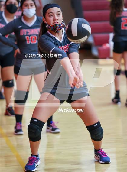 Thumbnail 1 in JV: Combs @ Dysart photogallery.