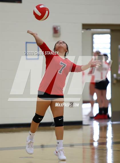 Thumbnail 1 in JV: Combs @ Dysart photogallery.