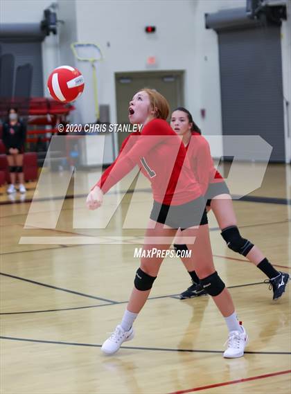 Thumbnail 3 in JV: Combs @ Dysart photogallery.
