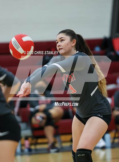 Thumbnail 1 in JV: Combs @ Dysart photogallery.