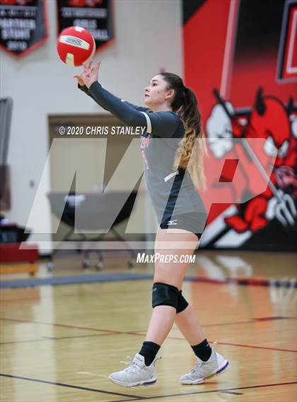 Thumbnail 3 in JV: Combs @ Dysart photogallery.
