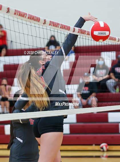 Thumbnail 2 in JV: Combs @ Dysart photogallery.