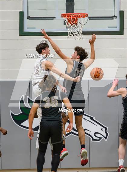Thumbnail 2 in Capital vs. Centennial (IHSAA 5A District III Round 3) photogallery.