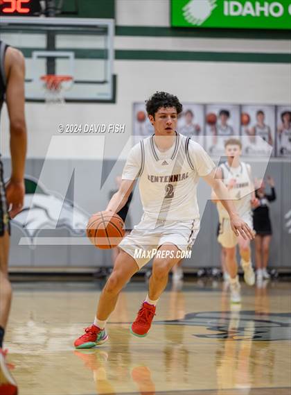 Thumbnail 1 in Capital vs. Centennial (IHSAA 5A District III Round 3) photogallery.