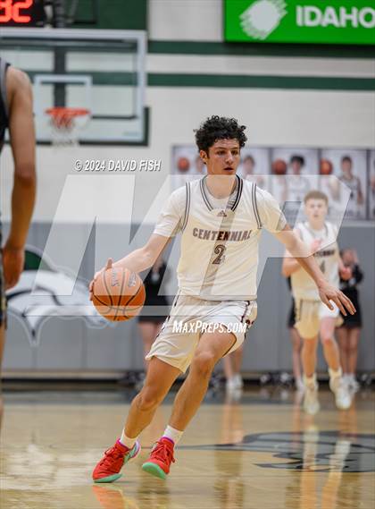 Thumbnail 2 in Capital vs. Centennial (IHSAA 5A District III Round 3) photogallery.