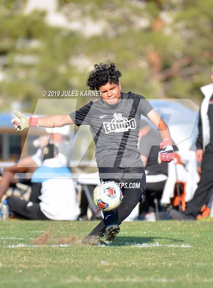 Thumbnail 3 in Equipo Academy vs Western (NIAA 3A Regional Playoff) photogallery.