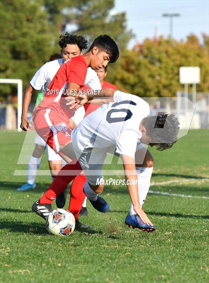 Thumbnail 2 in Equipo Academy vs Western (NIAA 3A Regional Playoff) photogallery.