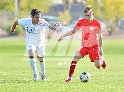 Thumbnail 2 in Equipo Academy vs Western (NIAA 3A Regional Playoff) photogallery.