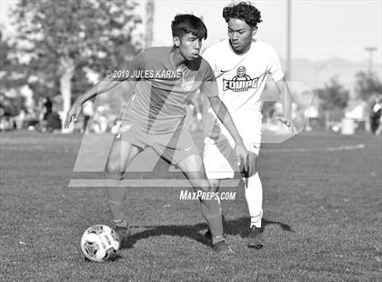 Thumbnail 3 in Equipo Academy vs Western (NIAA 3A Regional Playoff) photogallery.
