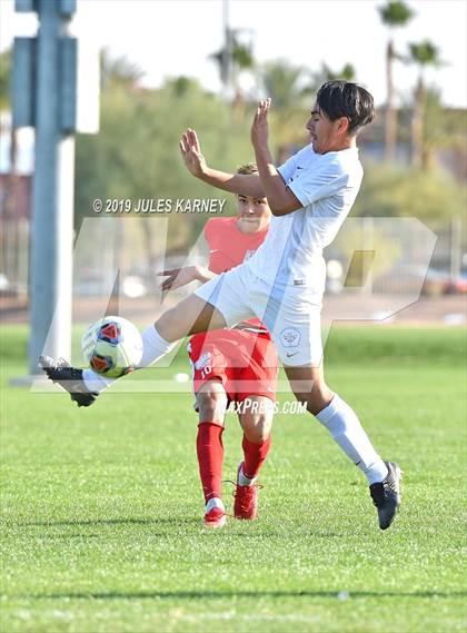 Thumbnail 3 in Equipo Academy vs Western (NIAA 3A Regional Playoff) photogallery.