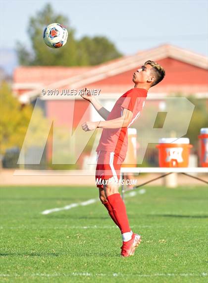 Thumbnail 1 in Equipo Academy vs Western (NIAA 3A Regional Playoff) photogallery.