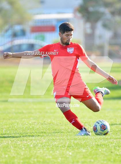 Thumbnail 2 in Equipo Academy vs Western (NIAA 3A Regional Playoff) photogallery.