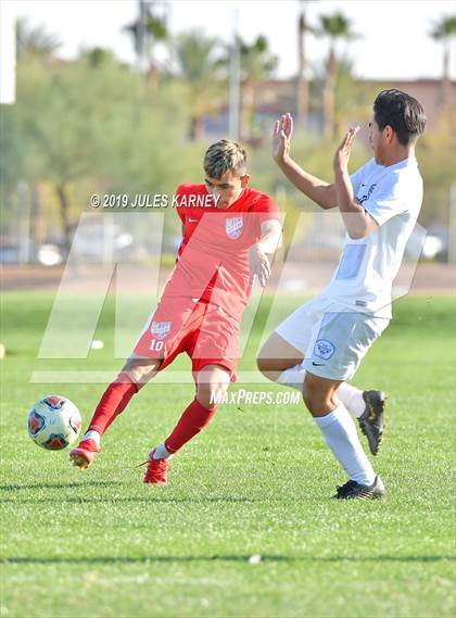 Thumbnail 2 in Equipo Academy vs Western (NIAA 3A Regional Playoff) photogallery.