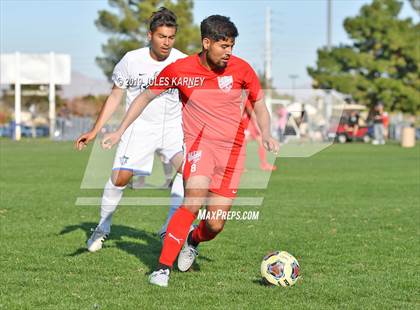 Thumbnail 2 in Equipo Academy vs Western (NIAA 3A Regional Playoff) photogallery.