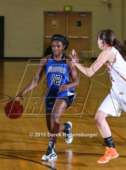 Thumbnail 3 in Lakewood vs Grandview (CHSAA 5A Sweet 16) photogallery.