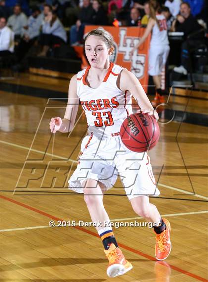 Thumbnail 1 in Lakewood vs Grandview (CHSAA 5A Sweet 16) photogallery.