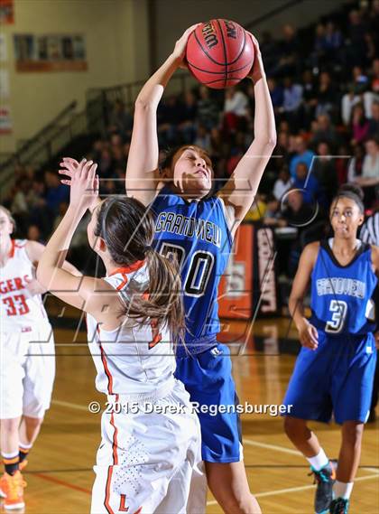 Thumbnail 2 in Lakewood vs Grandview (CHSAA 5A Sweet 16) photogallery.