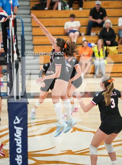 Thumbnail 3 in Regis Jesuit @ Columbine photogallery.