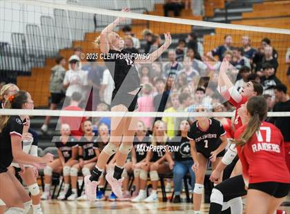Thumbnail 3 in Regis Jesuit @ Columbine photogallery.
