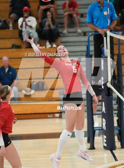 Thumbnail 2 in Regis Jesuit @ Columbine photogallery.