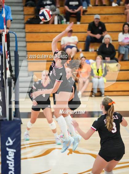 Thumbnail 2 in Regis Jesuit @ Columbine photogallery.
