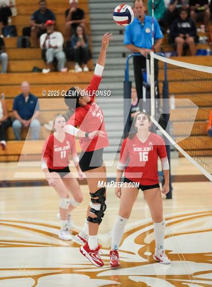 Thumbnail 3 in Regis Jesuit @ Columbine photogallery.