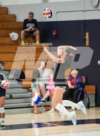 Thumbnail 2 in Regis Jesuit @ Columbine photogallery.
